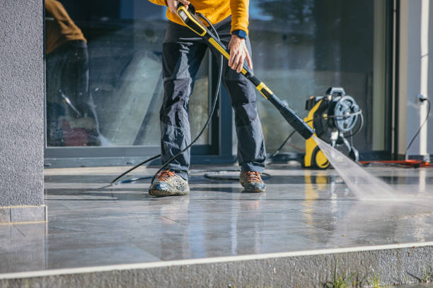 Best Deck Pressure Washing  in Worland, WY